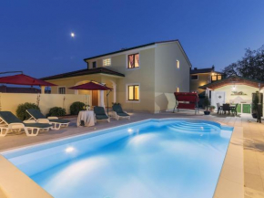 Villa in Vodnjan with Private Swimming Pool